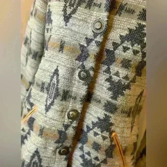 Cruel Denim Women’s Size Medium Gray Aztec Print Jacket Concho Buttons Western - Picture 8 of 12